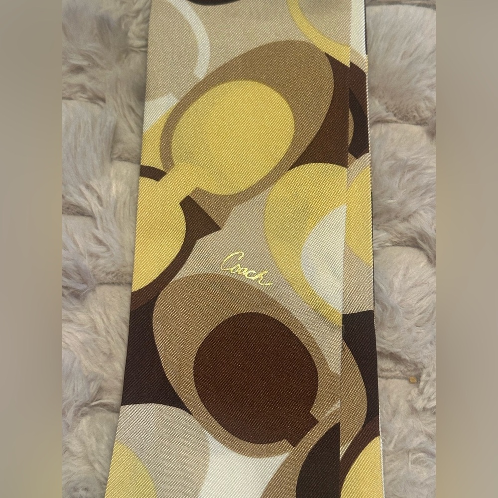 Authentic Coach Vintage Brown and Yellow Silk Scarf! NWOT - Picture 3 of 6